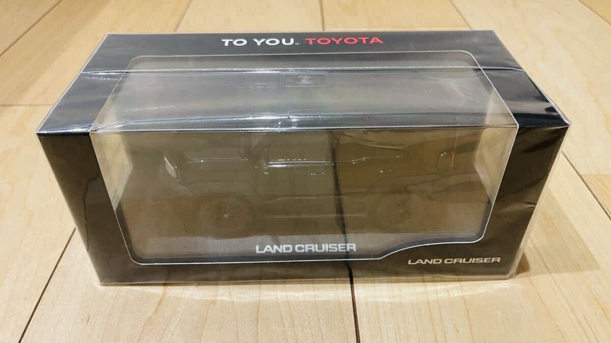 トヨタ カローラ スポーツ アティチュードブラックマイカ