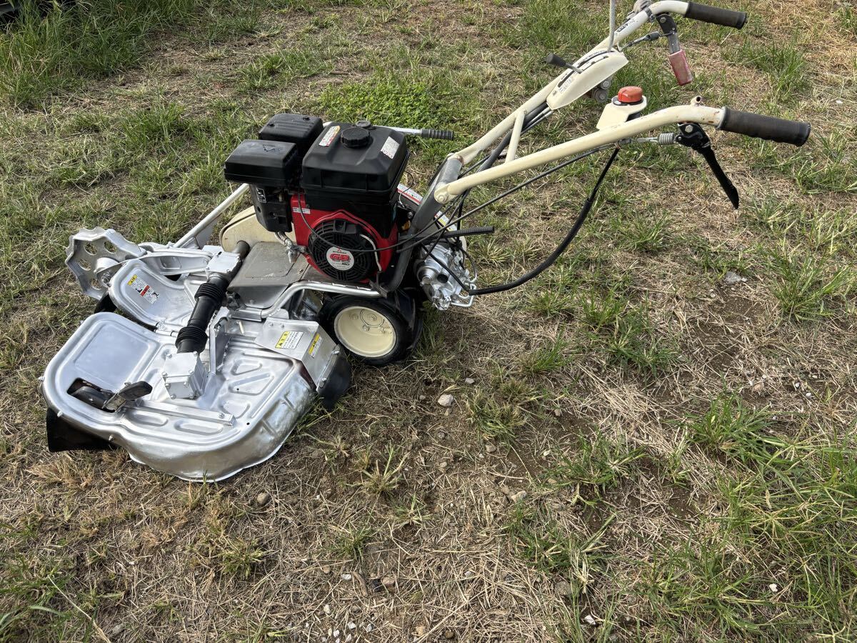 年末在庫セール】自走式草刈機 オーレック 共立 AZC726 ウイングモア