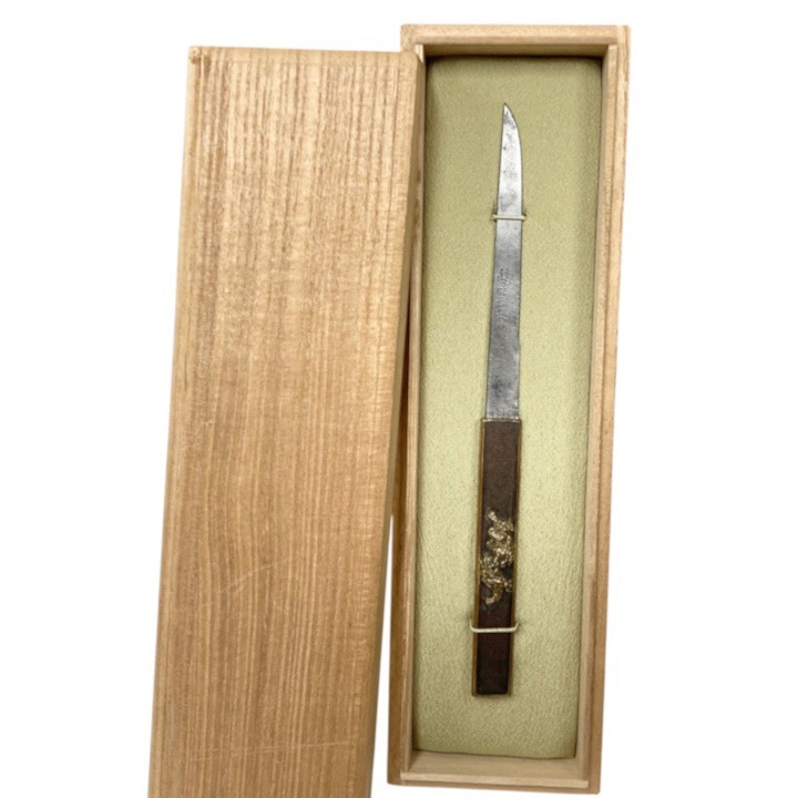 竜 　　　 小柄 刀　装具 日本刀　人物図　彫金　武具 日本刀 刀装具 小柄 龍図 金色絵 烏銅 赤銅 江戸時代 の落札情報詳細