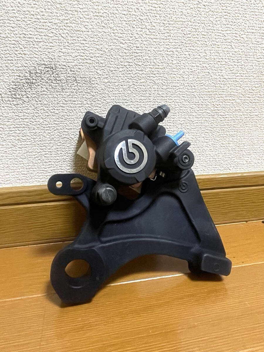 ニッシン ブレーキキャリパー ゼファー750本付 キャリパーサポート付き