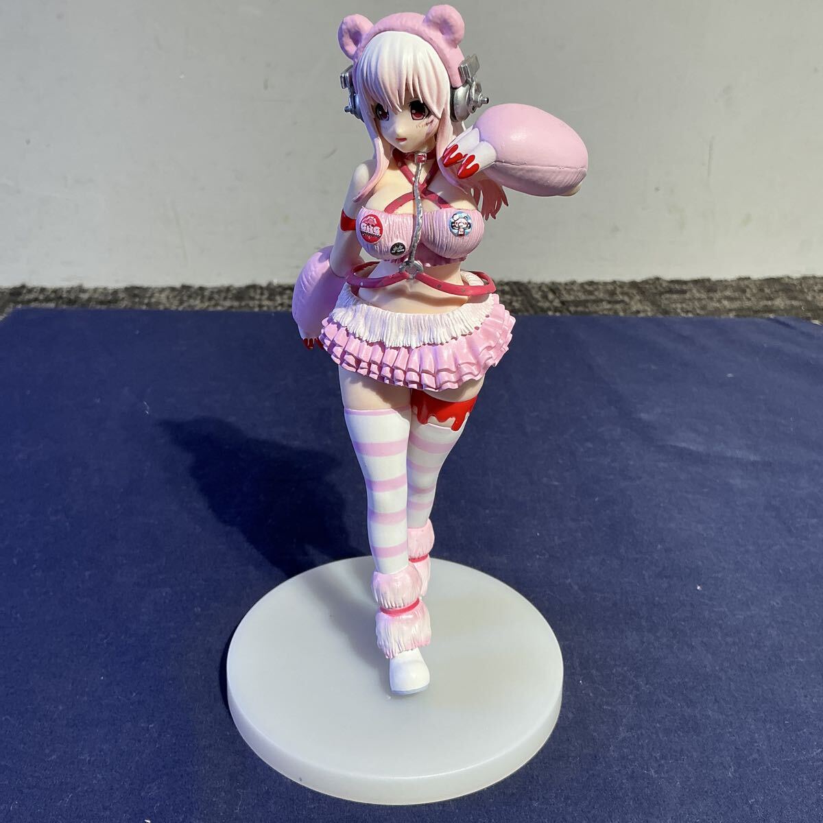 チャックスGP XL座グル～ミ～ぬいぐるみ Licky 舌舐めずり ピンク