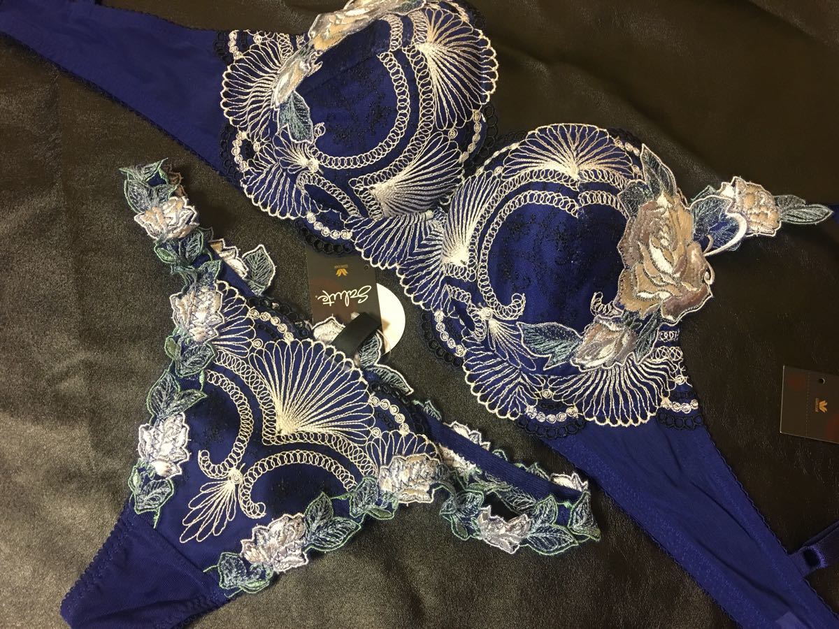 サルート74グループB75・M サルート74グループB75・M サルート74グループB75・M 下着