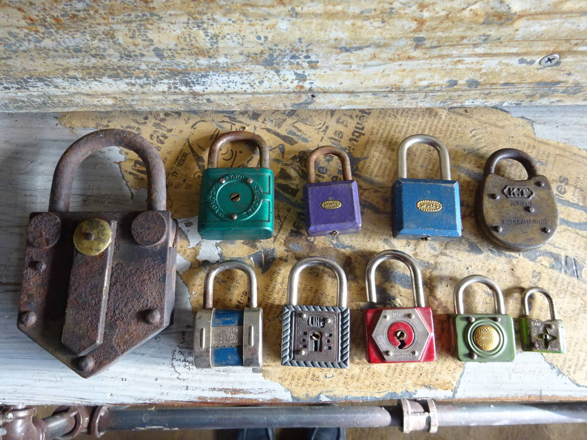 江戸時代 鍵 21個セット 箪笥鍵 当時物 レトロ 古民具 錠前