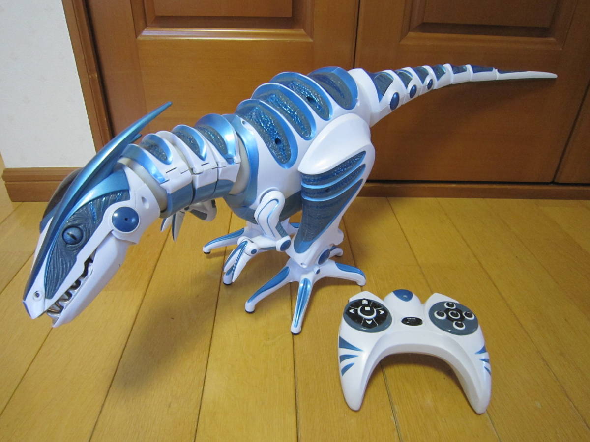 トイザらス 恐竜型ロボット ロボザウルス ブルー ラジコン の落札情報詳細 ヤフオク落札価格情報 オークフリー スマートフォン版