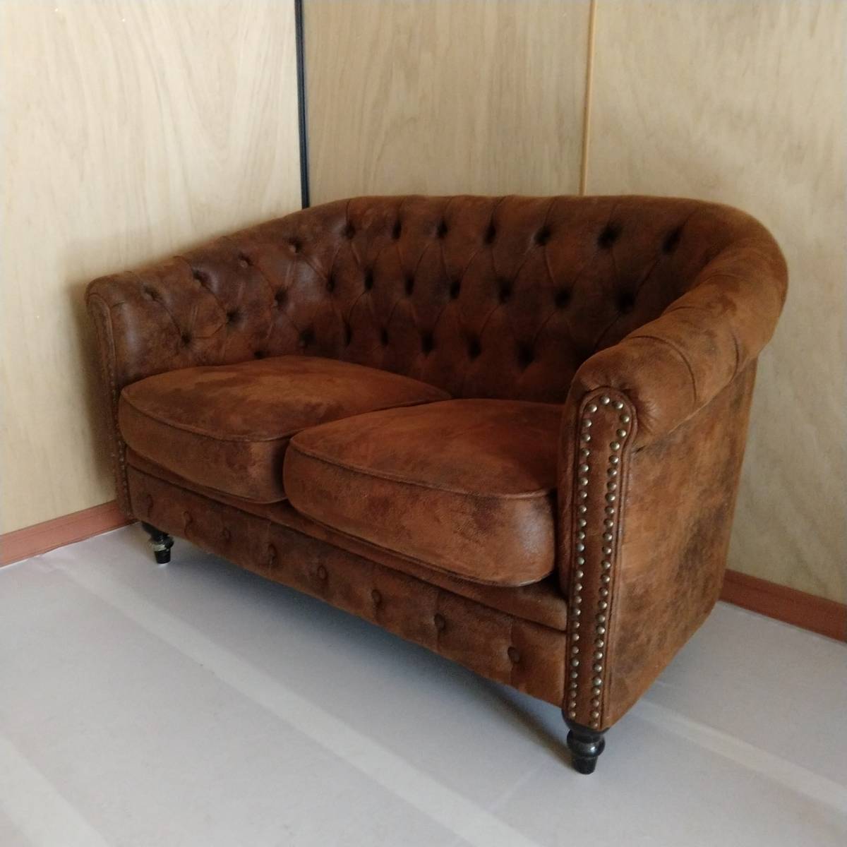 VINCENT 2人掛けソファ チェスターフィールド 訳あり 中古 英国調