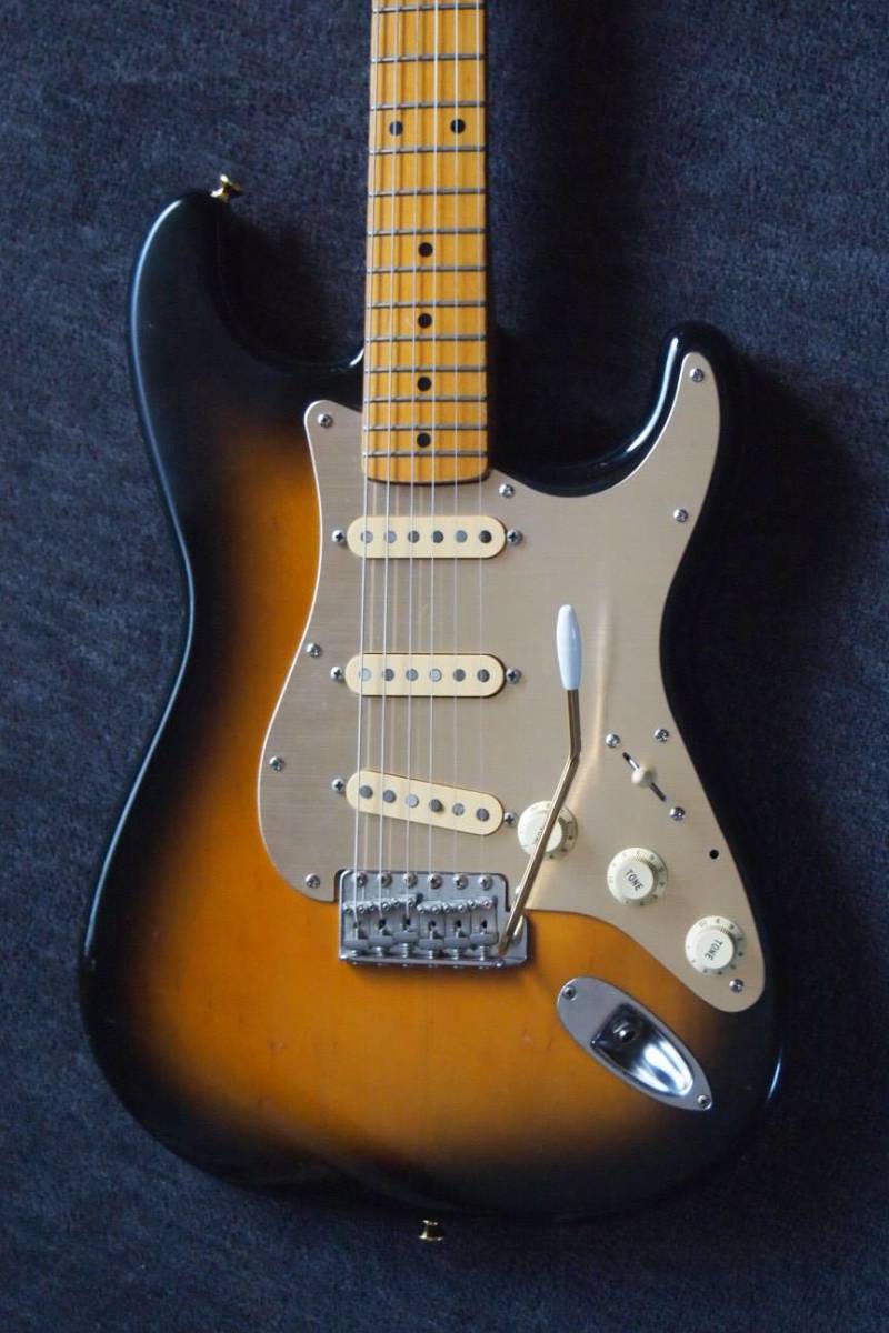 フェンダーJ○ストラト○ST-57○2トーンサンバースト○社外HC付