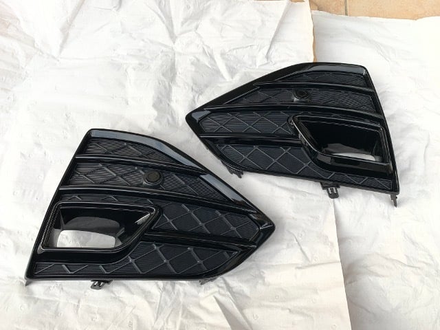 美品！210系 クラウンアスリート 純正 フォグカバー 最終型 J