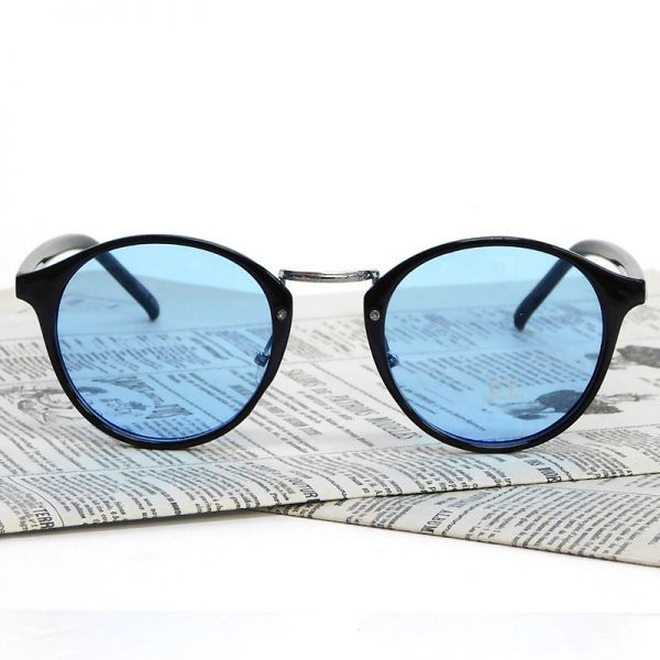 新品 ボストン型 サングラス メンズ レディース ブルーレンズ カラーレンズ 眼鏡 メガネ 伊達メガネ 流行 人気 おしゃれ レトロ 丸 青 Sm 144 の落札情報詳細 ヤフオク落札価格情報 オークフリー スマートフォン版