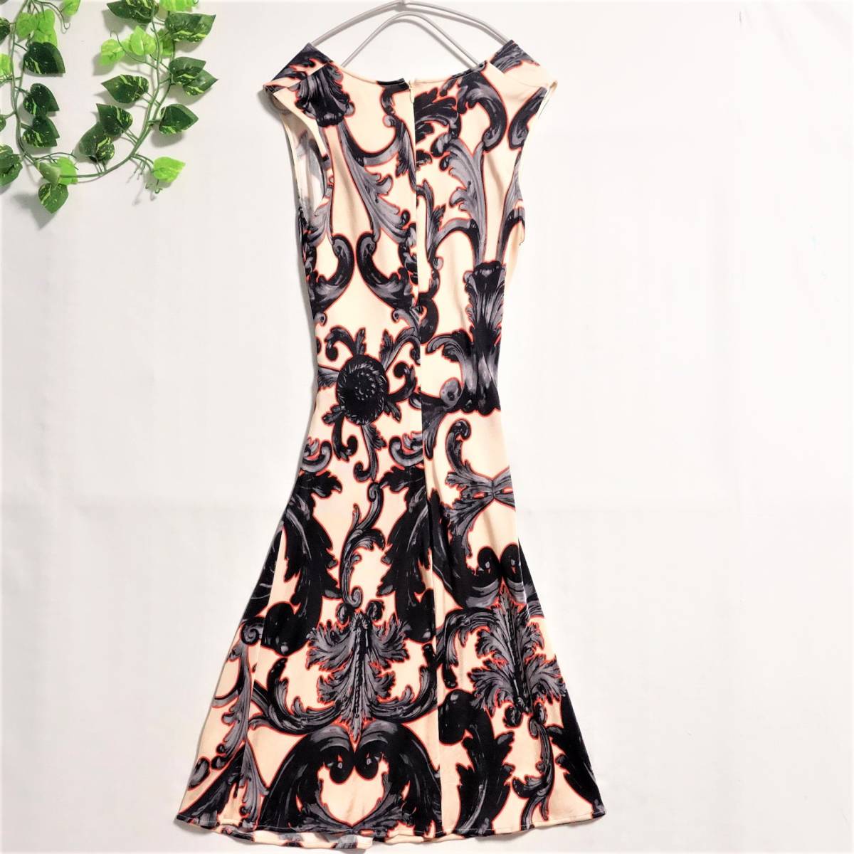 プレミアム 新品 Issa London イッサロンドン ワンピースドレスuk6 セール価格 公式