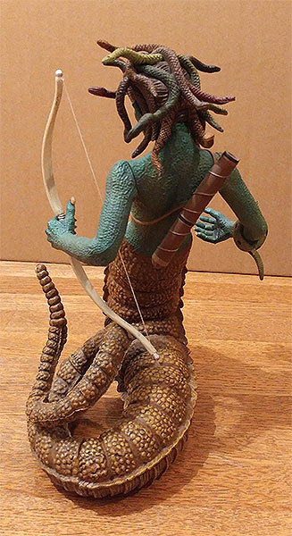 タイタンの戦い【メデューサ】ロト フィギュア　GENTLE GIANT Amazon.co.jp: Medusa by Gentle Giant Clash Of The Titans