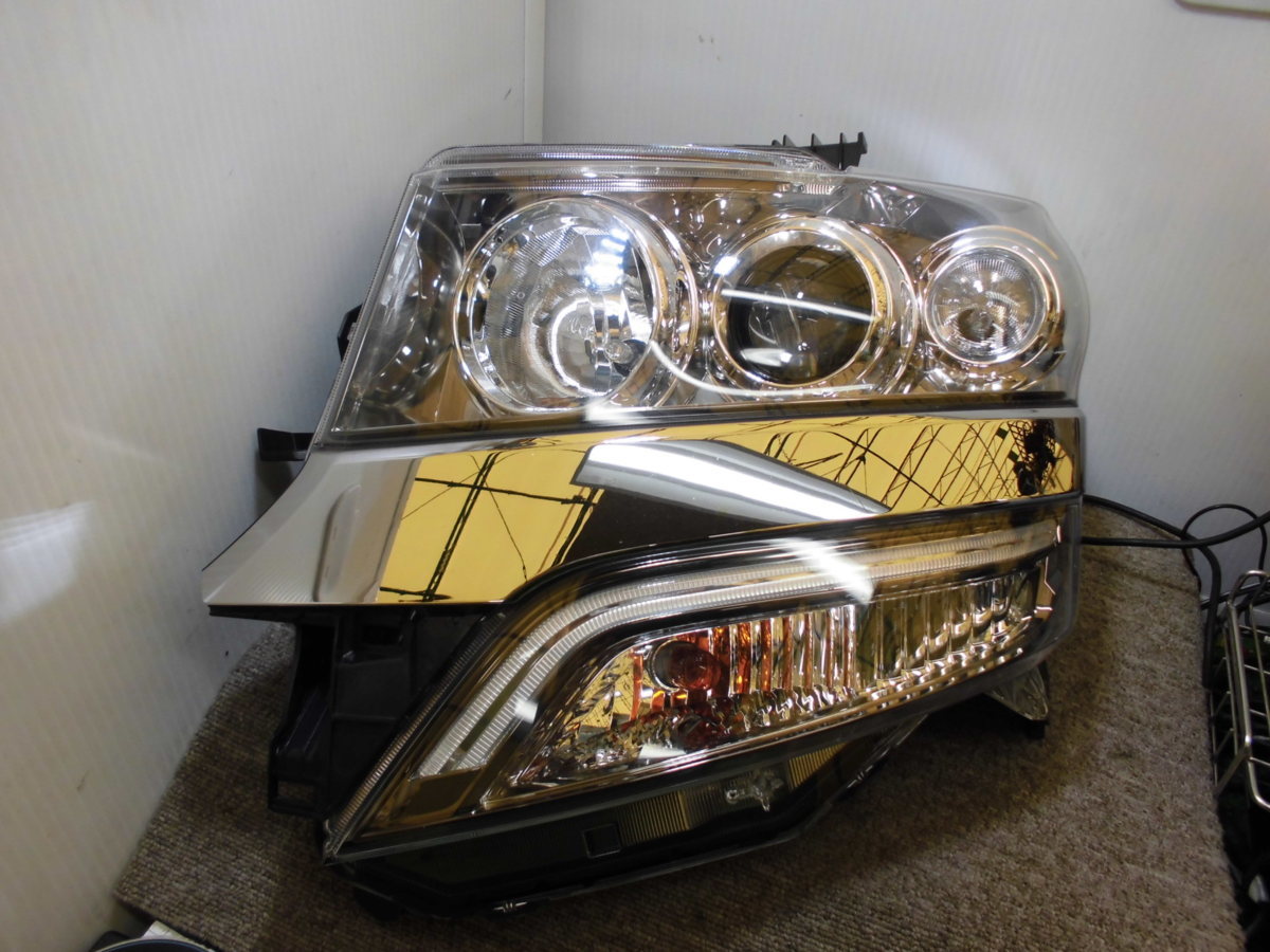 ホンダ N Boxカスタム Jf1 取り外し 左ヘッドライト Koito製 100 638l Hid の落札情報詳細 ヤフオク落札価格情報 オークフリー スマートフォン版