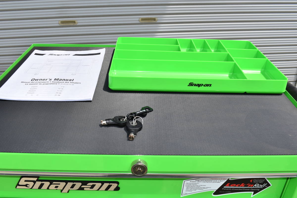 新型 snap-on ツールボックス 美品 スナップオン 工具箱 9段