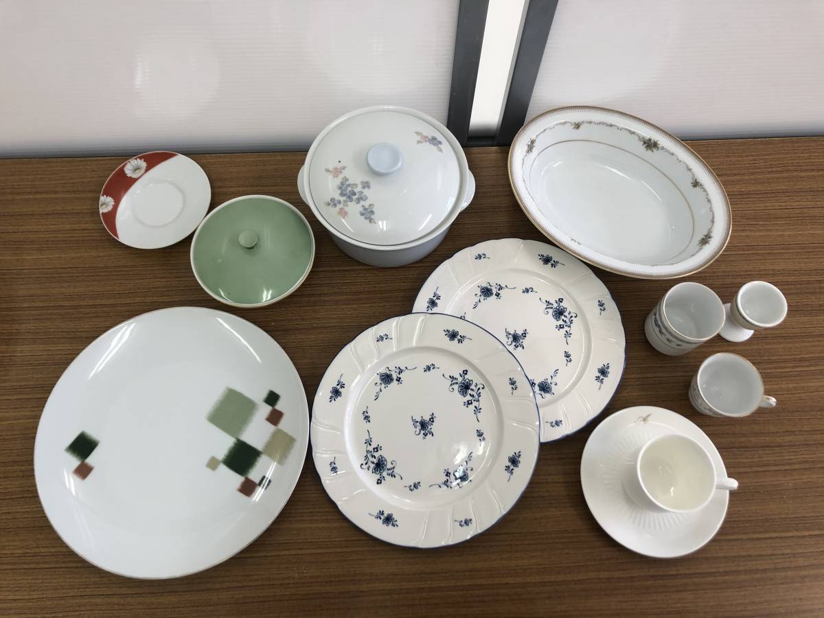 C 中古品 Noritake ノリタケ Narumi ナルミ 食器セット 深皿 平皿 大皿 鍋 湯呑 ティーカップ ソーサー 煮物椀 コーヒーカップ の落札情報詳細 ヤフオク落札価格情報 オークフリー スマートフォン版