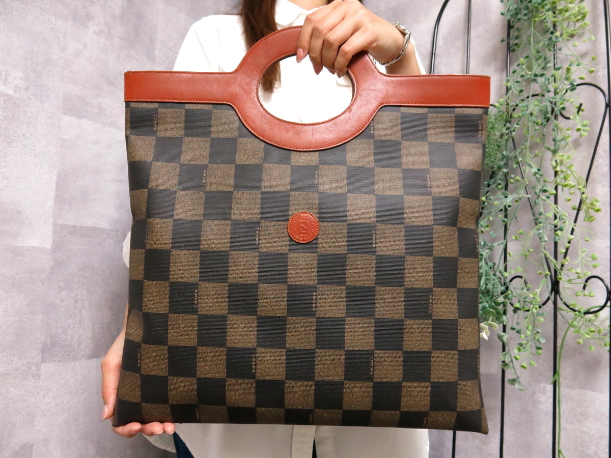 ○FENDI フェンディ○ペカン○ブロック チェック○PVC レザー 本革 