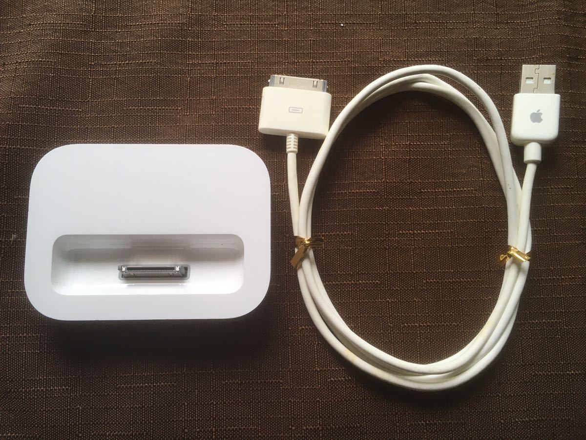 Apple アップル iPod classic dock スタンド 30ピン / USBケーブル