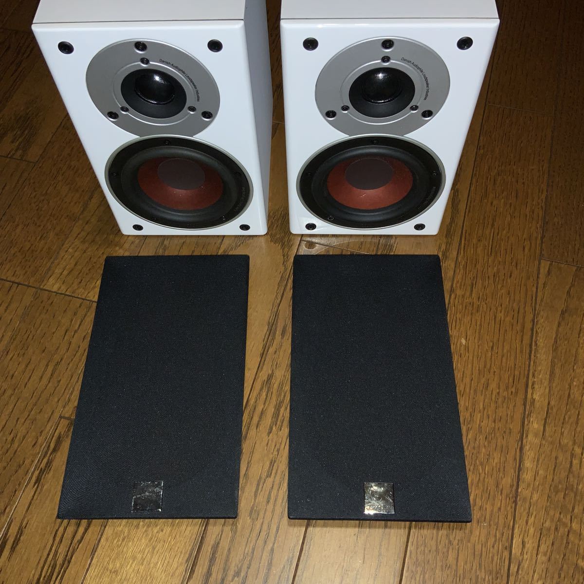 DALI ZENSOR PICO ホワイト スピーカー DALI ZENSOR PICO ホワイトスタンドケーブル付き