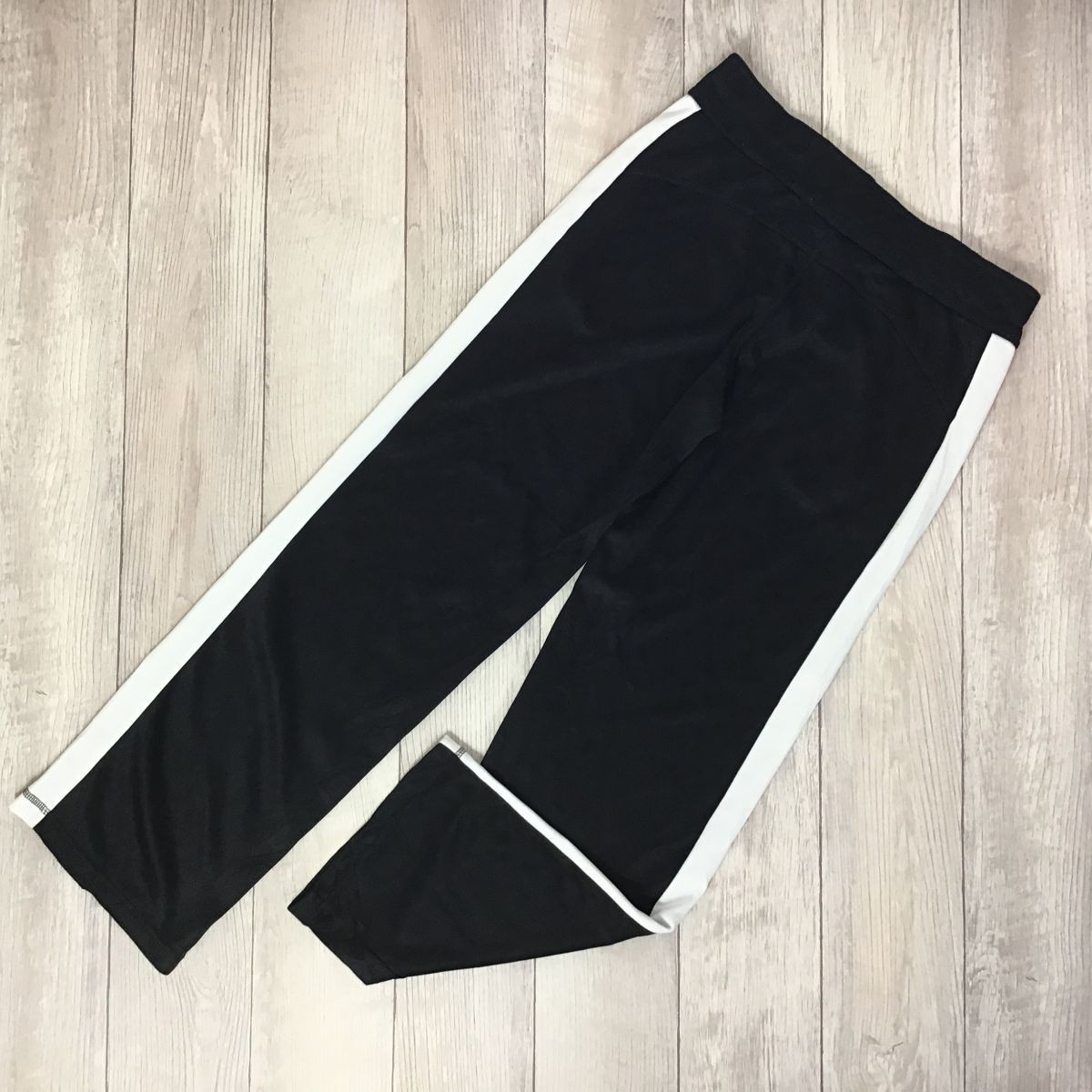 Esn4 651 アメリカ買付 Danskin ダンスキン ジャージパンツ レディース M 黒 トレーニング エクササイズ フィットネス ヨガ ジム の落札情報詳細 ヤフオク落札価格情報 オークフリー スマートフォン版