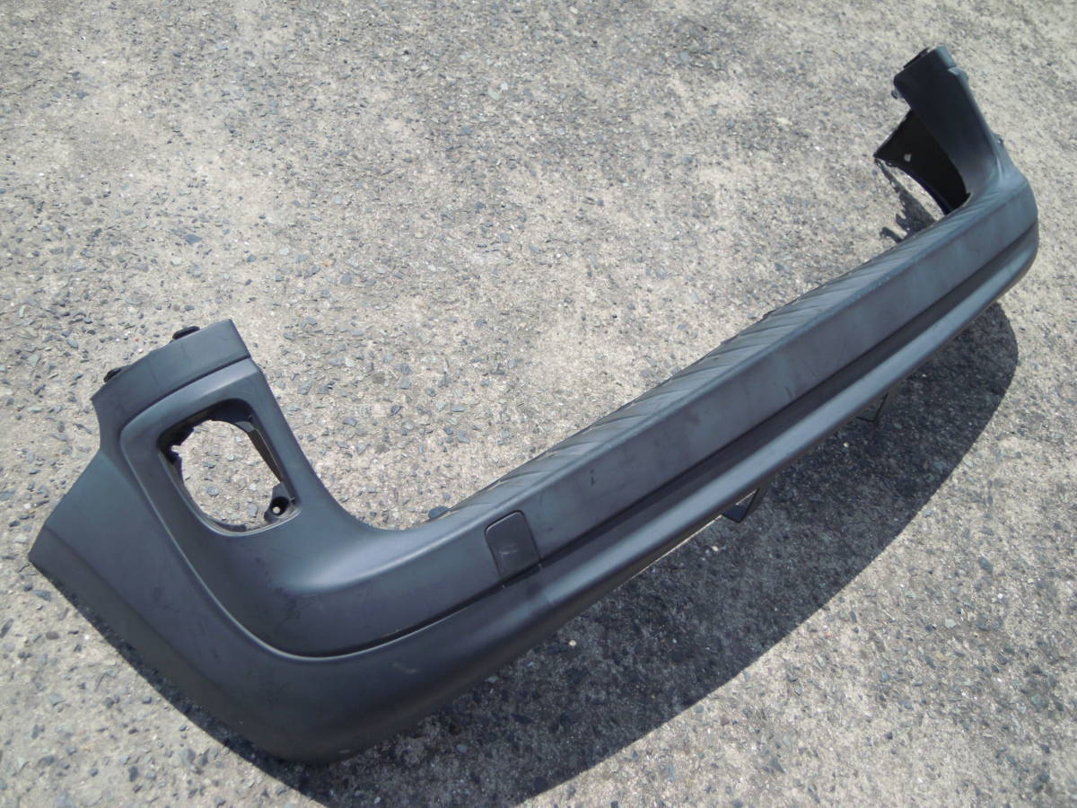 J ルノー カングー KWK リアバンパー 8200436722の落札情報詳細