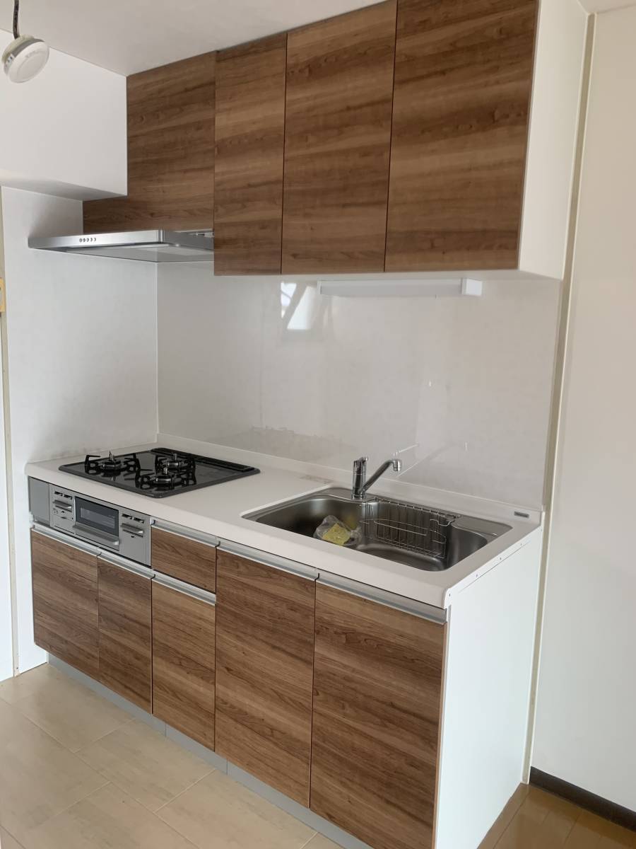 X0304 展示品 クリナップ システムキッチン ラクエラ 年製 間口180cm ガズコンロ レンジフード 吊戸棚 直接引き取り限定 B の落札情報詳細 ヤフオク落札価格情報 オークフリー スマートフォン版