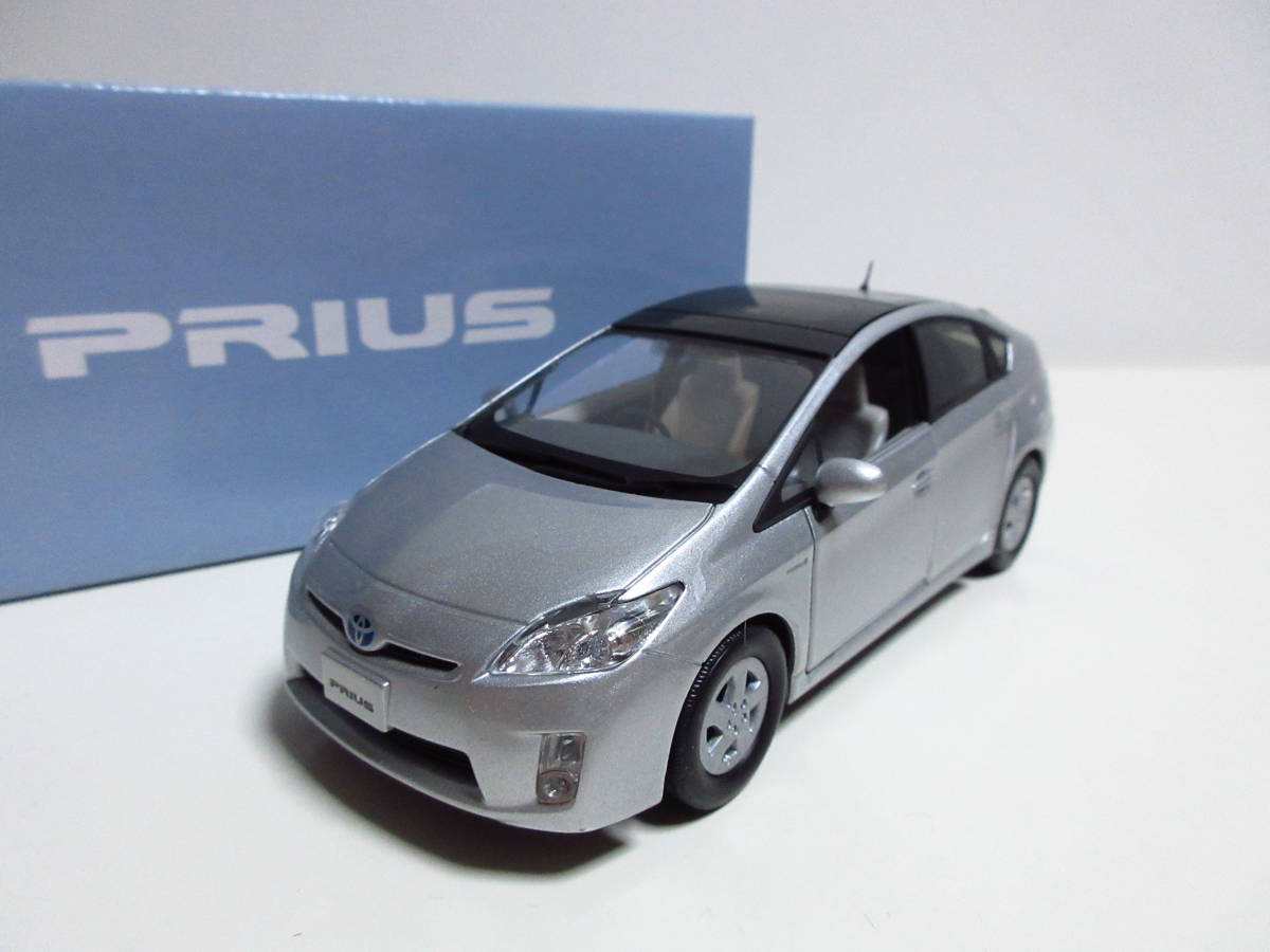 新品 1 30 トヨタ 3代目プリウス Prius 30系 非売品 カラーサンプル ミニカー シルバーメタリック の落札情報詳細 ヤフオク落札価格情報 オークフリー スマートフォン版