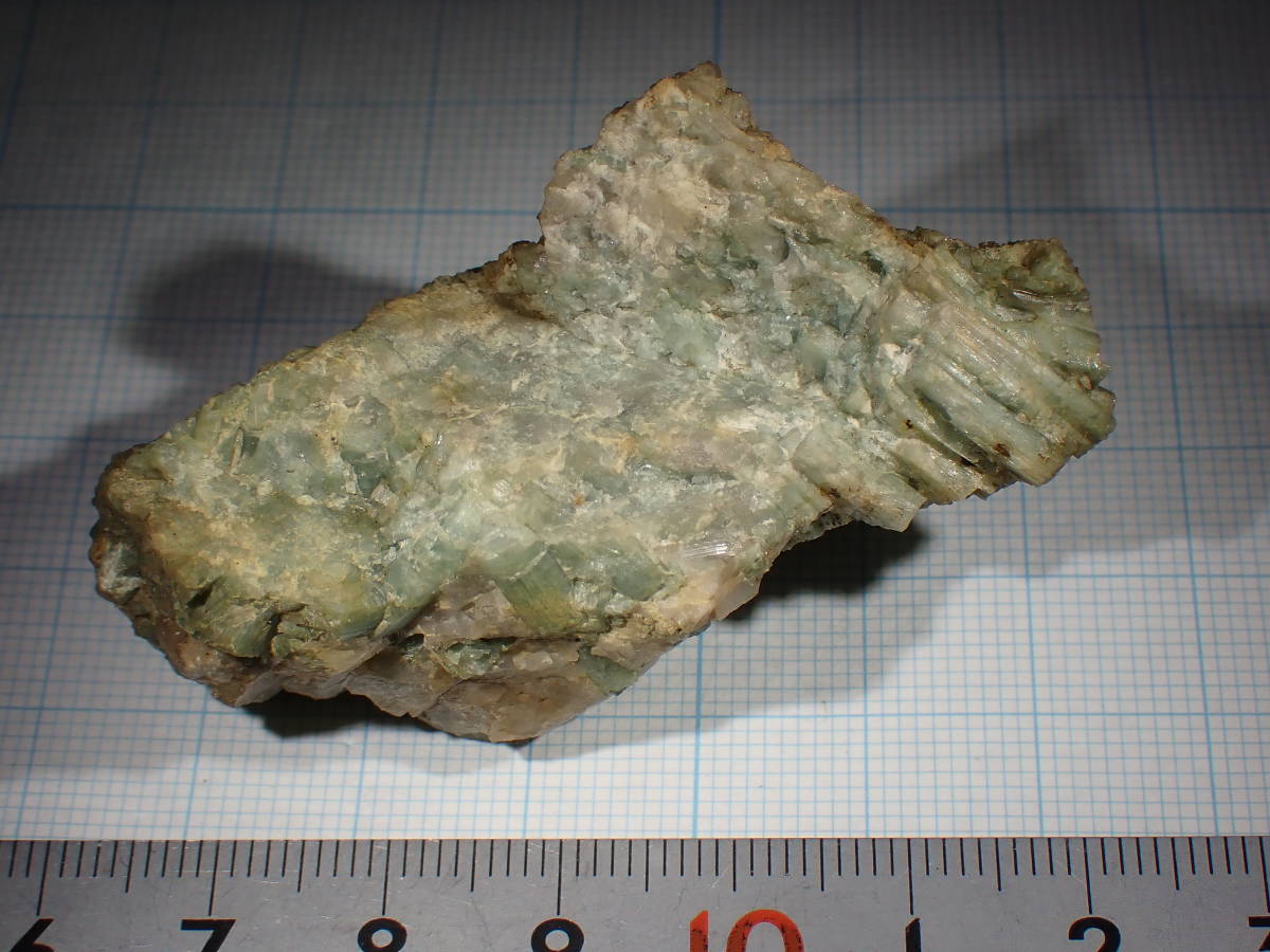 ELBAITE(リシア電気石)茨城県妙見山01