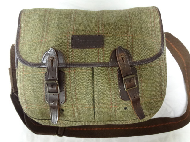 Barbour ツイードショルダーバッグ タラスバッグ 緑 程度良好の落札 