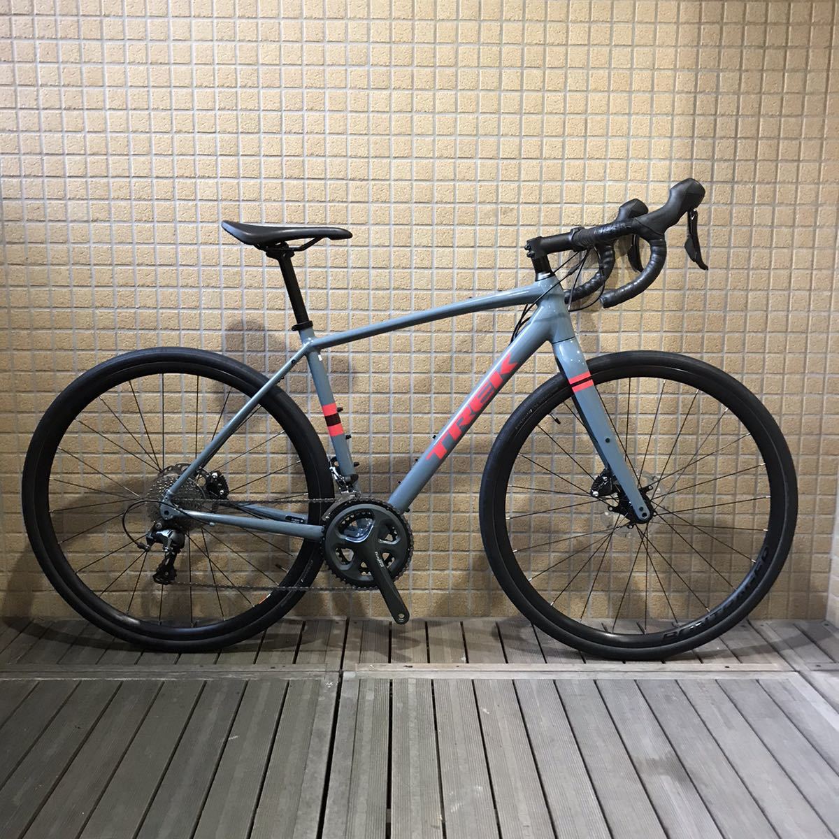 TREK CHECKPOINT AL4 DISC 2019年　サイズ49 Trek Checkpoint AL 4 - City Bikes