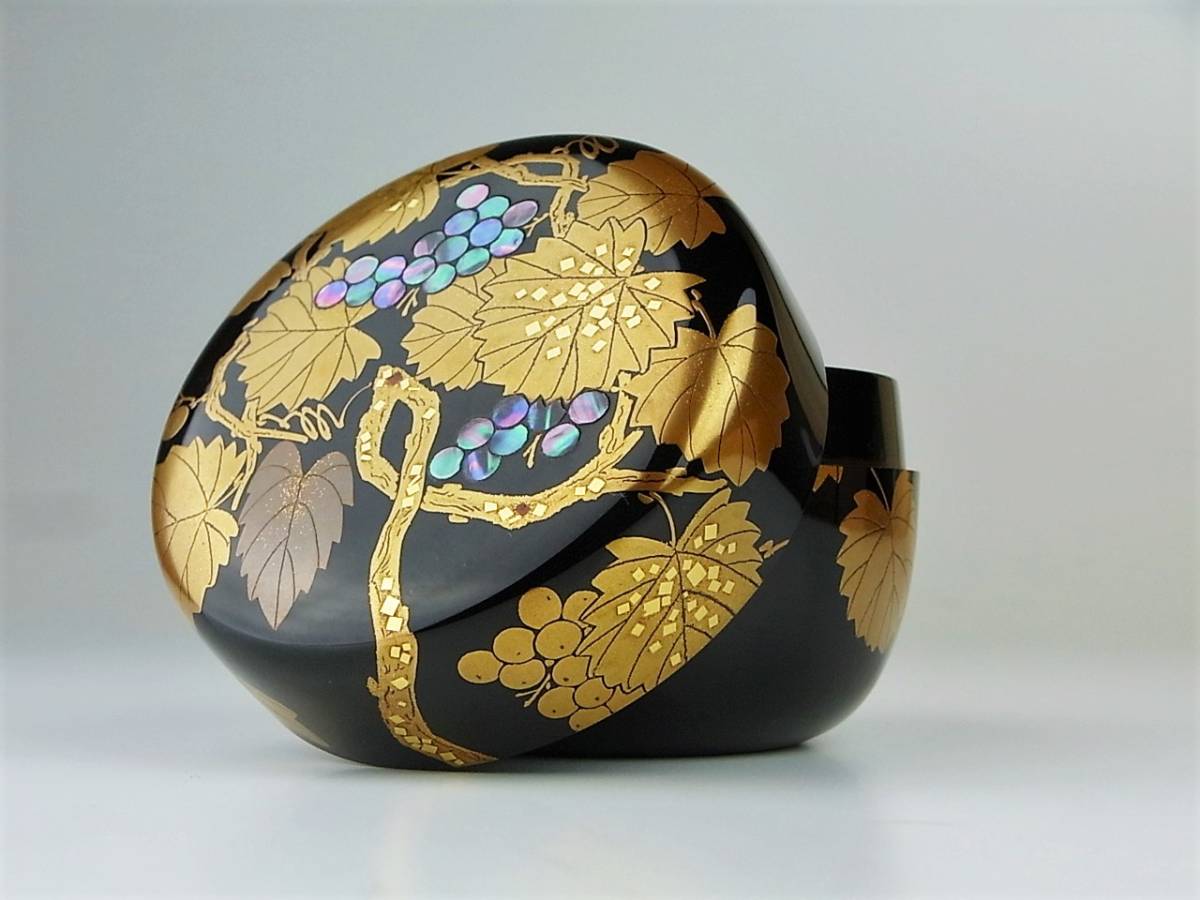 輪島塗最高峰 一后一兆 ぶどう蒔絵棗 蜂蒔絵 青貝螺鈿 二重箱 共箱