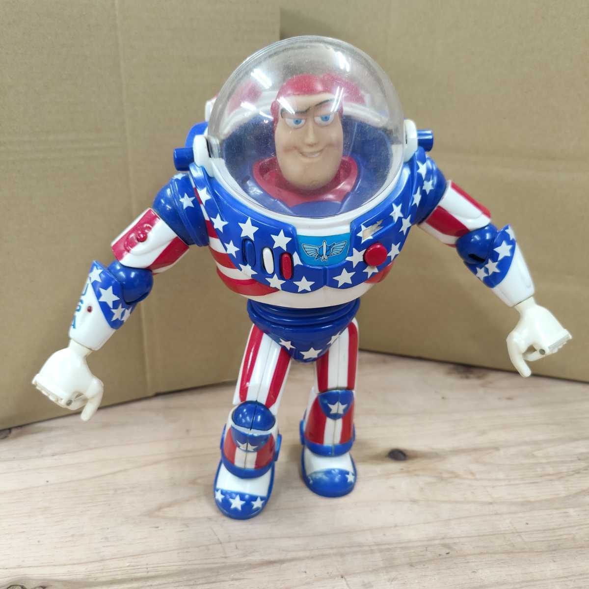 トイストーリー バズライトイヤー ディズニー キャラクタードール 動作品 中古 80 の落札情報詳細 ヤフオク落札価格情報 オークフリー スマートフォン版