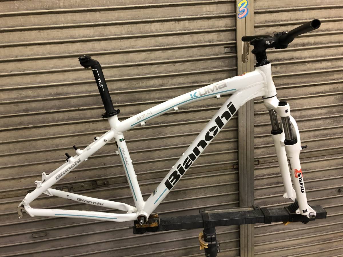 新品 Bianchi ビアンキ KUMA 27.4 27.5インチMTB