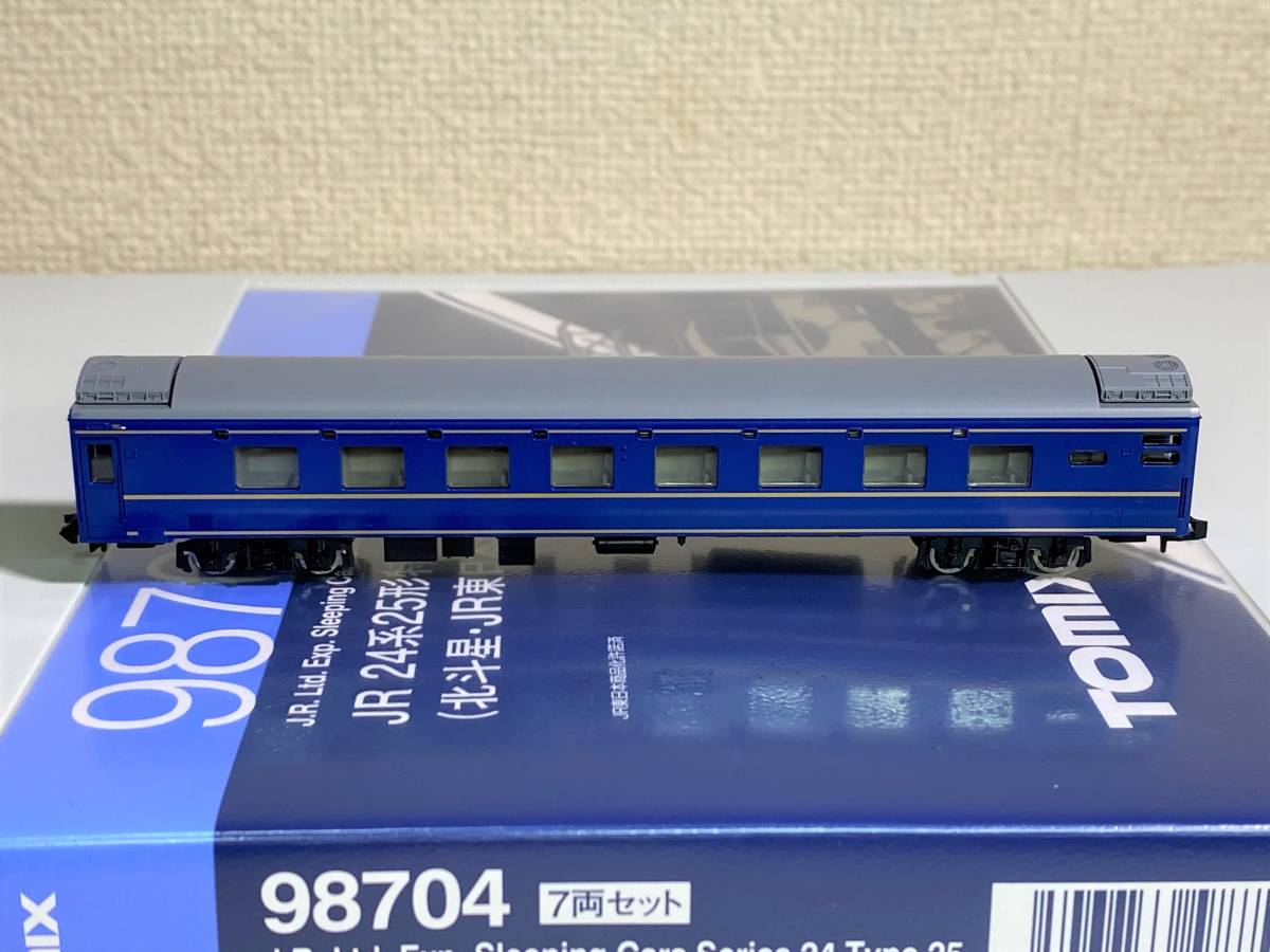新品】TOMIX 【オロネ24-501 ツインデラックス】98704 JR 24系25形特急