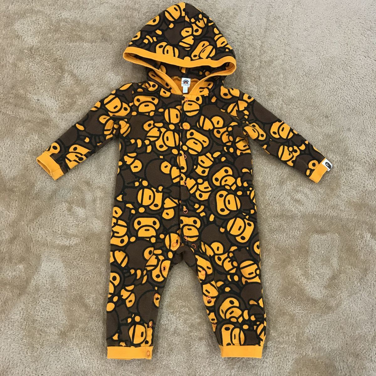 A BATHING APE ロンパース 70サイズアベイシングエイプ総柄