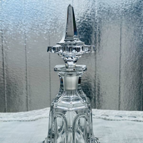 オールド・バカラ オパーリンクリスタル製 金彩エナメル彩 パフュームボトル オールド・バカラ オパーリンクリスタル製 金彩エナメル彩 パフューム