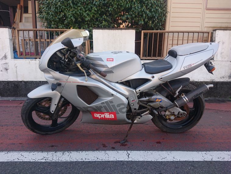 aprilia RS125 2スト シルバー 【不動車+中古エンジン＋諸部品  
