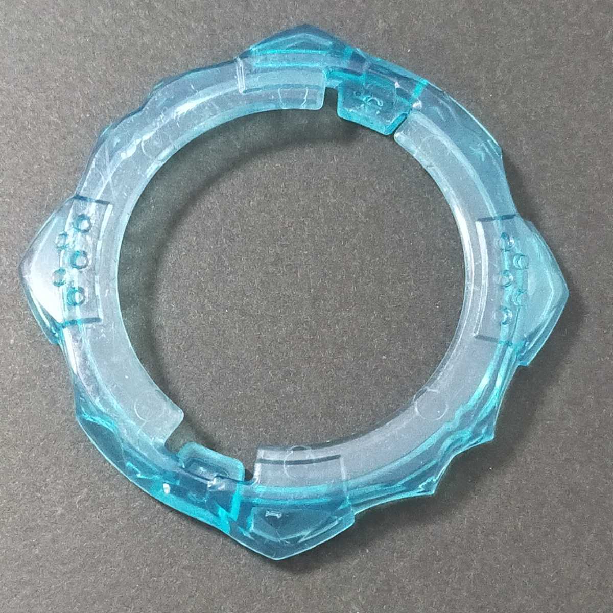 【新品】ベイブレードバースト フレーム C クロス クリアブルーの落札情報詳細 ヤフオク落札価格検索 オークフリー