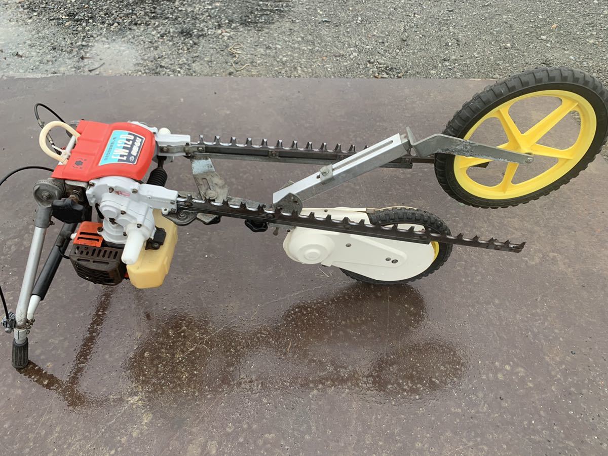 中古品 OCHIAI オチアイ 自走式 両面裾落とし機 EW-16 2サイクル