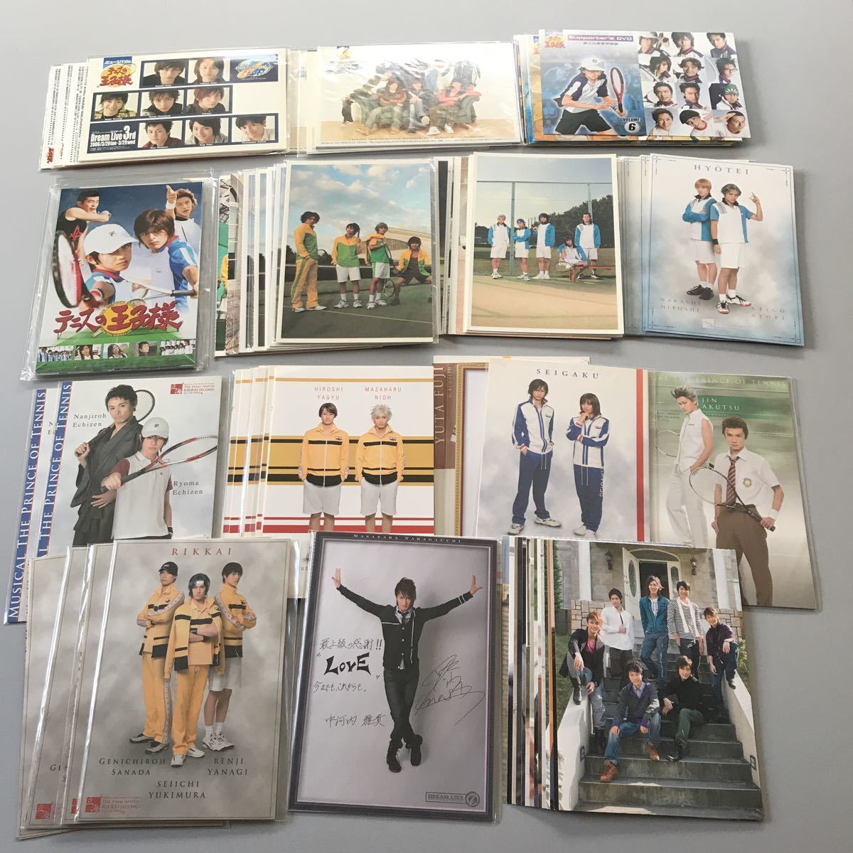 テニスの王子様 1stシーズン ポストカード180枚 ミュージカル テニミュ 城田優 斎藤工 志尊淳 瀬戸康史 浜尾京介 古川雄大 中河内雅貴 の落札情報詳細 ヤフオク落札価格情報 オークフリー スマートフォン版 テニスの王子様 1stシーズン ポストカード180枚 ミュージカル テニミュ 城田優 斎藤工 志尊淳 瀬戸康史 浜尾京介 古川雄大 中河内雅貴 の落札情報詳細 ヤフオク落札価格情報 オークフリー スマートフォン版