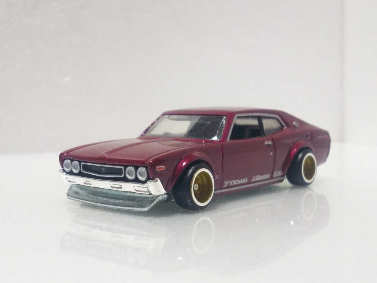 新品】日産 ローレル2000SGX/赤紫/ブタケツ/旧車/グラチャン/ホット