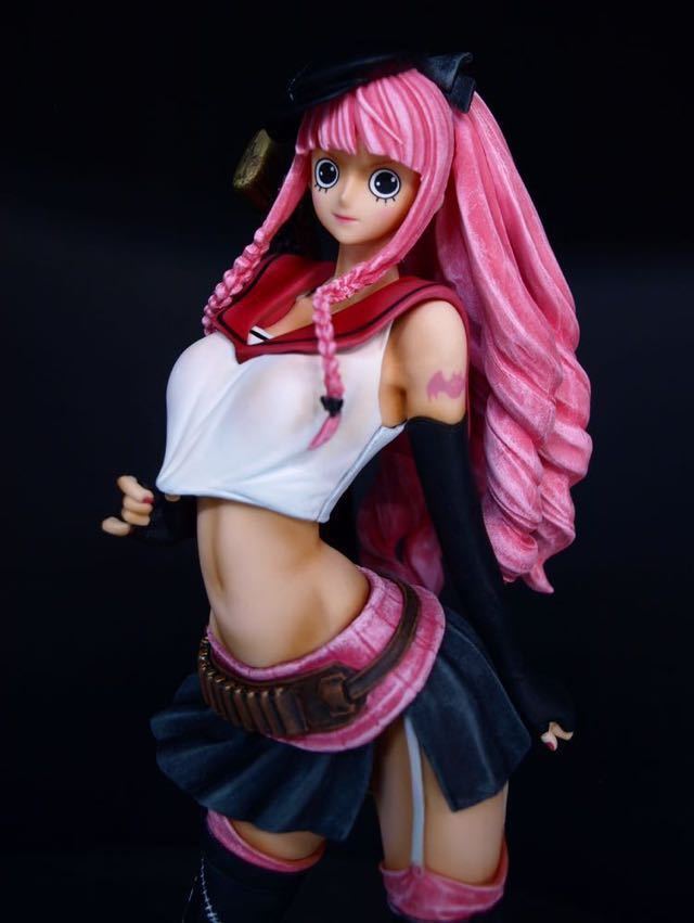ワンピース ペローナ フィギュア リペイント FLAG DIAMOND SHIP