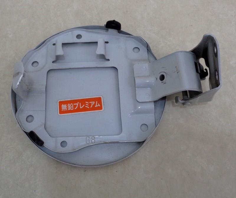 29228 スズキ スイフトスポーツ ZC32S 給油口 タンクカバー
