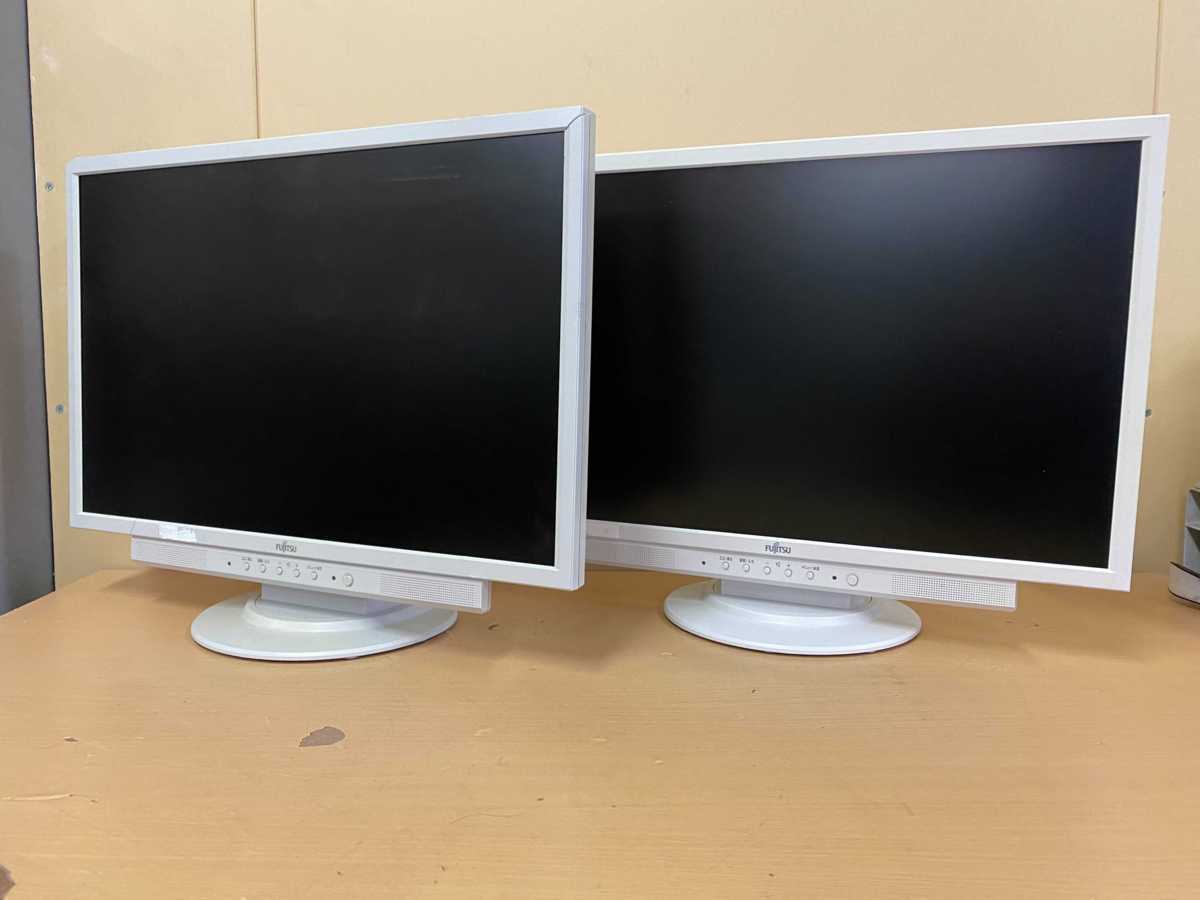 ◇[中古]Fujitsu 富士通 22型 ワイド 液晶ディスプレイ VL-221SSW 1680