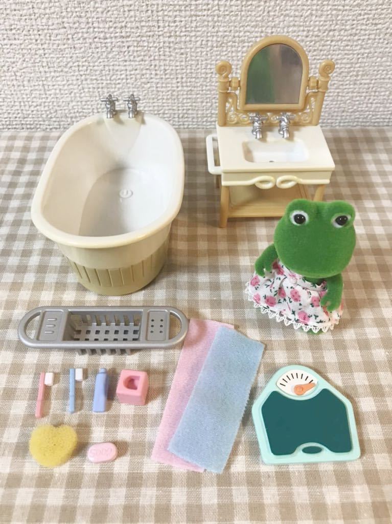 シルバニアファミリー スモールバスルーム カエルの女の子 お風呂セット かえる カリコクリッターズ フレアー社 の落札情報詳細 ヤフオク落札価格情報 オークフリー スマートフォン版