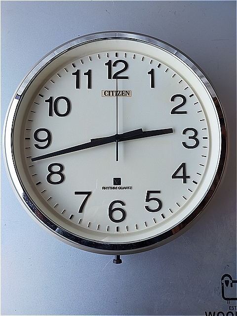 CITIZEN シチズン 8MG101 アナログ時計 こちこち音がありません。静か