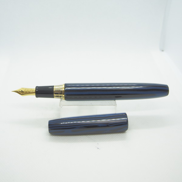 F10肉筆水彩日本画梅とメジロ高級木製額縁付属外寸約713×638mm