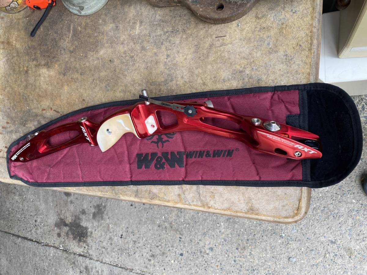アーチェリーハンドル W&W INNO AXT 25 R/H WIAWIS ADVANCE H25