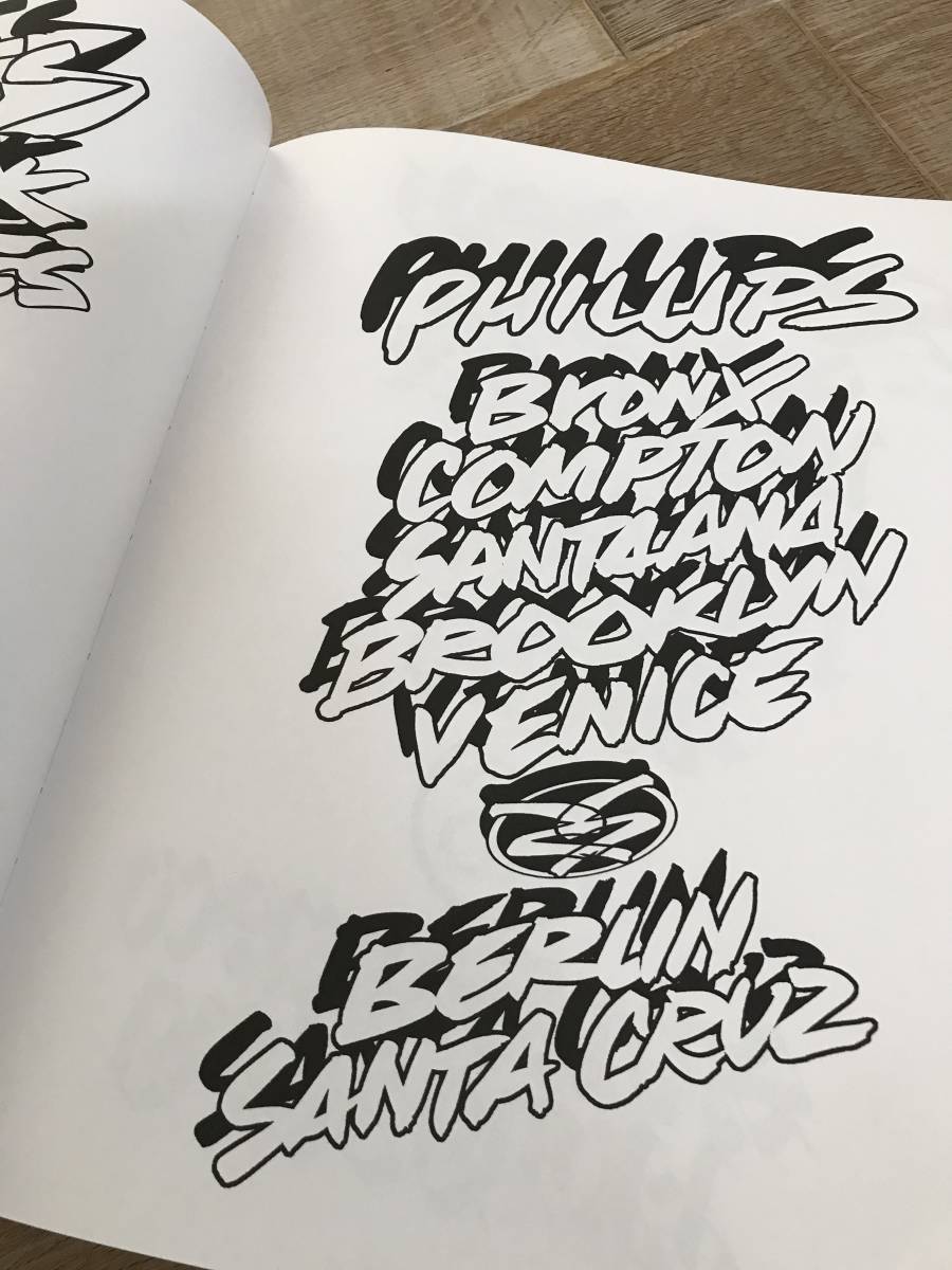 WORLD TOUR BLACKBOOK: Stussy アートブック