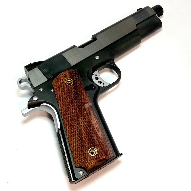 実物 グリップ スネークマッチ 1911 メタルギア コジマプロダクション