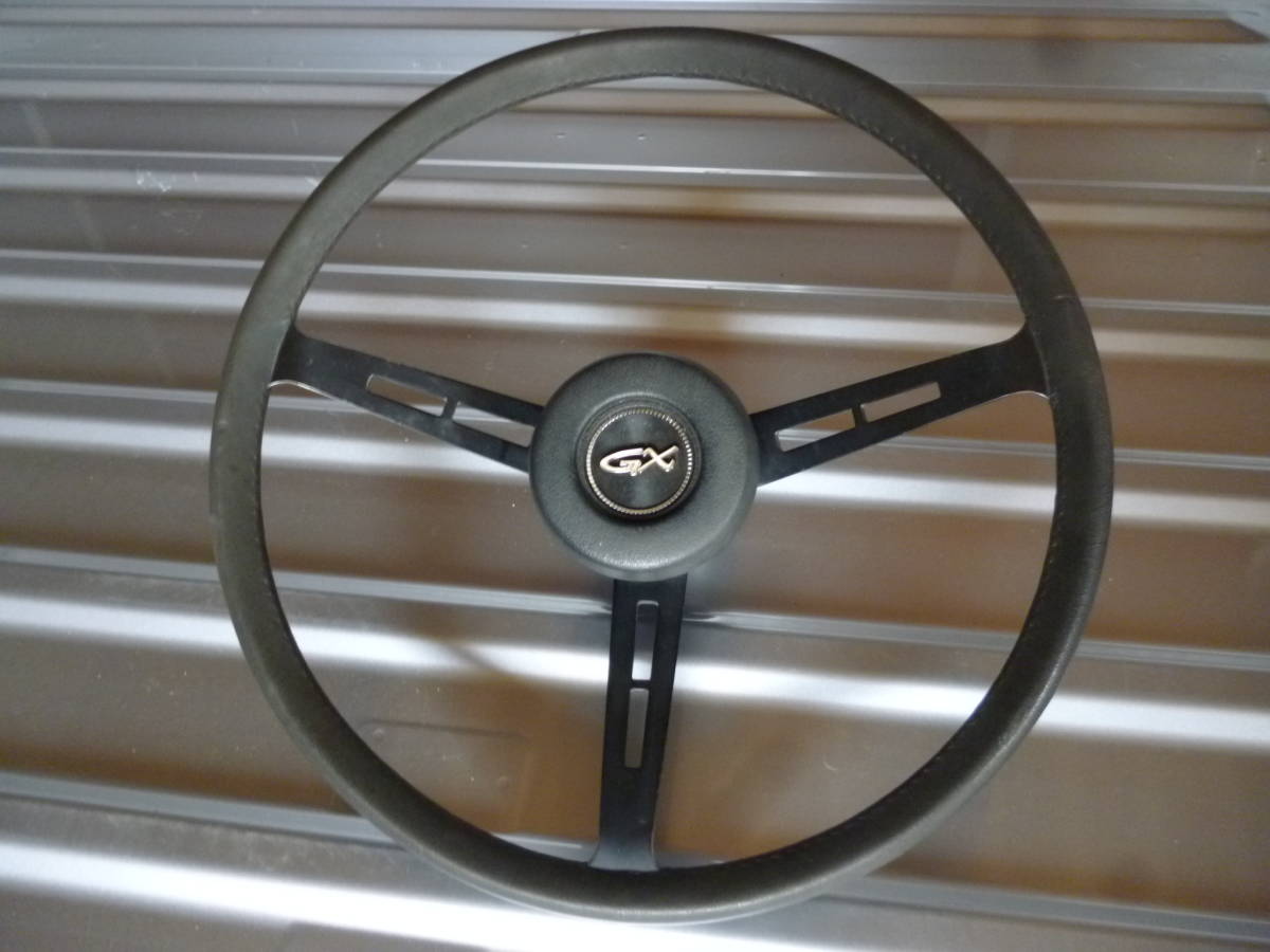 日産b110サニーGXステアリング