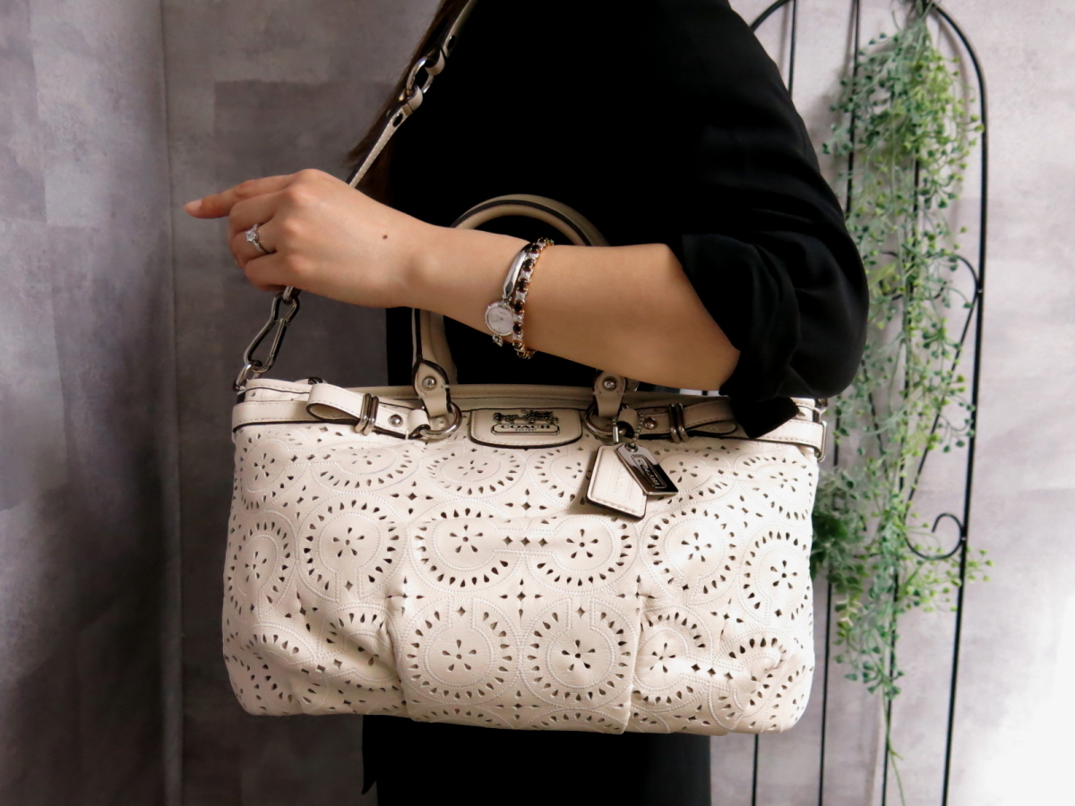 2022A/W新作☆送料無料】 【未使用】 COACH バック マディソン コーチ オンライン販売中 COACH 未使用近 2way 黒 ハンドバッグ ショルダーバッグ