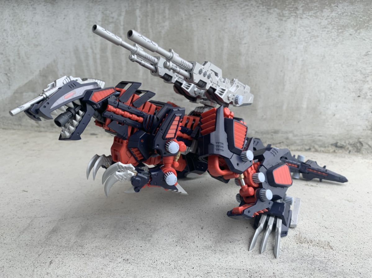 HMM ジェノザウラー 塗装完成品 コトブキヤゾイド HMM